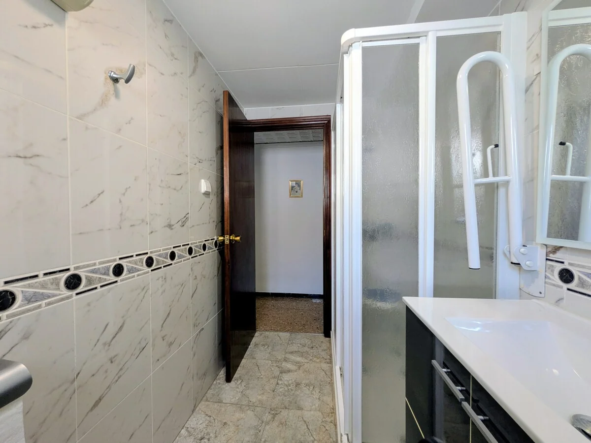cocina, comedor, aseo, terraza